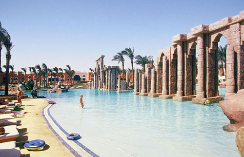 Бассейн отеля Grand Azure Resort 5* (Гранд Азур Резорт 5*) Фото отеля Grand Azure Resort 5* (Гранд Азур Резорт 5*)