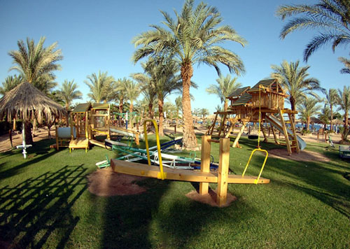 Детская площадка отеля Hilton Fayrouz Resort 4* (Хилтон Файроуз Резорт 4*) Фото отеля Hilton Fayrouz Resort 4* (Хилтон Файроуз Резорт 4*)
