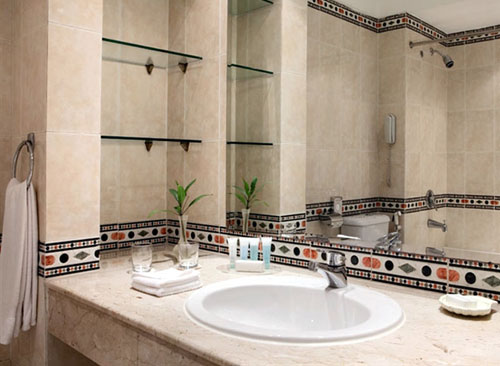 Ванная комната в номере отеля Hilton Fayrouz Resort 4* (Хилтон Файроуз Резорт 4*) Фото отеля Hilton Fayrouz Resort 4* (Хилтон Файроуз Резорт 4*)