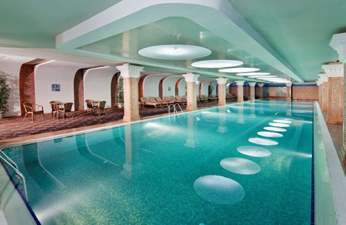 Крытый бассейн отеля Orange County Resort 5* (Оранж Каунти Резорт 5*) Фото отеля Orange County Resort 5* (Оранж Каунти Резорт 5*)