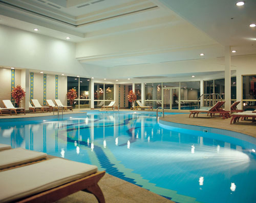 Крытый бассейн отеля Barut Kemer Resort 5* (Барут Кемер Резорт 5*) Фото отеля Barut Kemer Resort 5* (Барут Кемер Резорт 5*)
