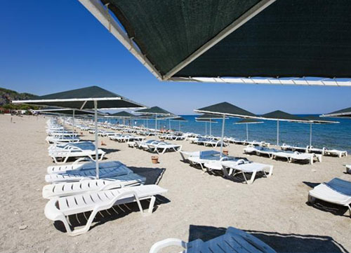 Пляж отеля Larissa Hotel Beldibi 4* (Лариса Отель Бельдиби 4*) Фото отеля Larissa Hotel Beldibi 4* (Лариса Отель Бельдиби 4*)