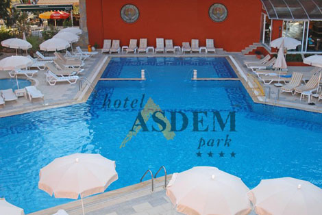 Бассейн отеля Asdem Park 4* (Асдем Парк 4*) Фото отеля Asdem Park 4* (Асдем Парк 4*)