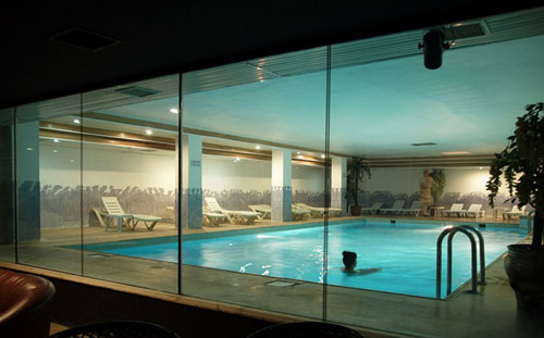 Крытый бассйен отеля Sunset Beach Hotel 5* (Сансет Бич Отель 5*) Фото отеля Sunset Beach Hotel 5* (Сансет Бич Отель 5*)