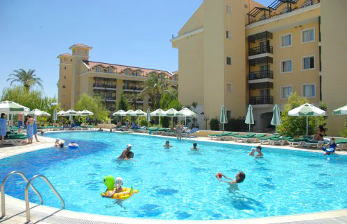 Бассейн отеля Crystal Paraiso Verde Resort & Spa 5* (Кристал Параисо Верде Резорт энд Спа 5*) Фото отеля Crystal Paraiso Verde Resort & Spa 5* (Кристал Параисо Верде Резорт энд Спа 5*)