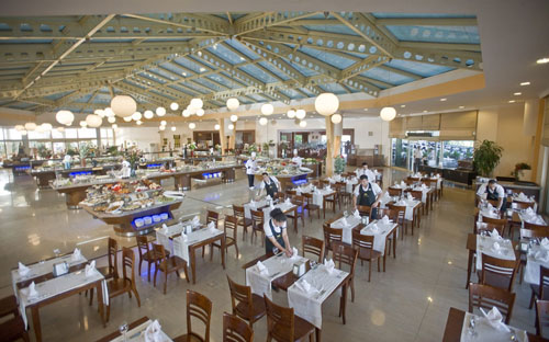 Ресторан отеля Crystal Paraiso Verde Resort & Spa 5* (Кристал Параисо Верде Резорт энд Спа 5*) Фото отеля Crystal Paraiso Verde Resort & Spa 5* (Кристал Параисо Верде Резорт энд Спа 5*)