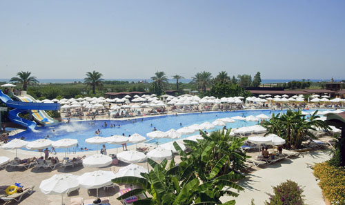 Бассейн отеля Crystal Paraiso Verde Resort & Spa 5* (Кристал Параисо Верде Резорт энд Спа 5*) Фото отеля Crystal Paraiso Verde Resort & Spa 5* (Кристал Параисо Верде Резорт энд Спа 5*)