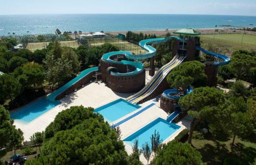 Водные горки отеля WOW Kremlin Palace 5* (WOW Кремлин Палас 5*) Фото отеля WOW Kremlin Palace 5* (WOW Кремлин Палас 5*)