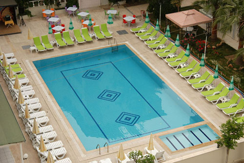 Бассейн отеля Club Family Garden 3* (Клуб Фэмили Гарден 3*) Фото отеля Club Family Garden 3* (Клуб Фэмили Гарден 3*)