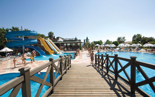 Бассейн отеля Holiday Garden Resort 5* (Холидей Гарден Резорт 5*) Фото отеля Holiday Garden Resort 5* (Холидей Гарден Резорт 5*)