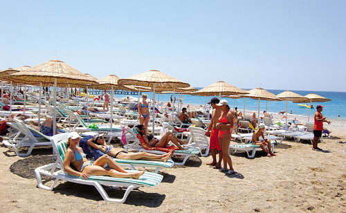 Пляж отеля Holiday Garden Resort 5* (Холидей Гарден Резорт 5*) Фото отеля Holiday Garden Resort 5* (Холидей Гарден Резорт 5*)