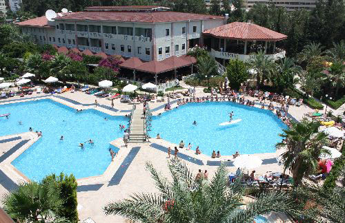 Бассейн отеля Alara Park Hotel 5* (Алара Парк Отель 5*) Фото отеля Alara Park Hotel 5* (Алара Парк Отель 5*)