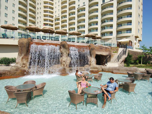 Бассейн отеля Goldcity Tourism Complex 5* (Голдсити Туризм Комплекс 5*) Фото отеля Goldcity Tourism Complex 5* (Голдсити Туризм Комплекс 5*)