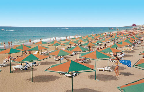 Пляж отеля Grand Prestige Hotel & Spa 5* (Гранд Престиж Отель энд Спа 5*) Фото отеля Grand Prestige Hotel & Spa 5* (Гранд Престиж Отель энд Спа 5*)