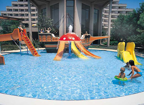 Детский бассейн отеля Grand Prestige Hotel & Spa 5* (Гранд Престиж Отель энд Спа 5*) Фото отеля Grand Prestige Hotel & Spa 5* (Гранд Престиж Отель энд Спа 5*)