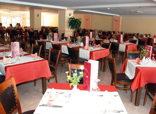 Ресторан отеля Hera Park Hotel 4* (Хера Парк Отель 4*) Фото отеля Hera Park Hotel 4* (Хера Парк Отель 4*)