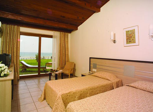 Номер отеля Horus Paradise Luxury Resort & Club 5* HV1 (Хорус Парадайс Лакшери Резорт энд Клаб 5* HV1) Фото отеля Horus Paradise Luxury Resort & Club 5* HV1 (Хорус Парадайс Лакшери Резорт энд Клаб 5* HV1)
