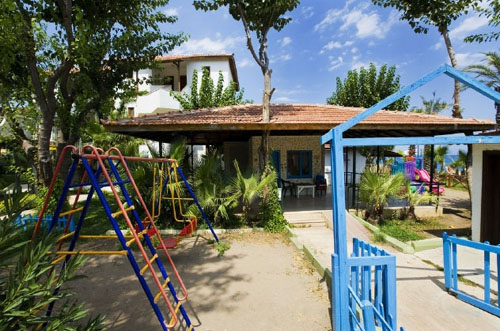 Мини-клуб отеля Larissa Akman Park Hotel 4* (Лариса Акман Парк Отель 4*) Фото отеля Larissa Akman Park Hotel 4* (Лариса Акман Парк Отель 4*)