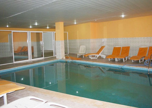 Крытый бассейн отеля Turkler Artemis Hotel 4* (Турклер Артемис Отель 4*) Фото отеля Turkler Artemis Hotel 4* (Турклер Артемис Отель 4*)