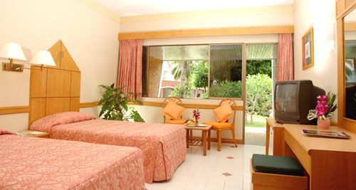Номер отеля Patong Resort 3* (Патонг Резорт 3*) Фото отеля Patong Resort 3* (Патонг Резорт 3*)