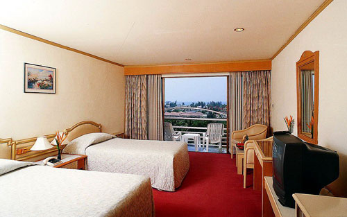 Номер отеля Royal Crown Hotel & Palm Spa Resort 3* (Роял Кроун Отель энд Палм Спа Резорт 3*) Фото отеля Royal Crown Hotel & Palm Spa Resort 3* (Роял Кроун Отель энд Палм Спа Резорт 3*)