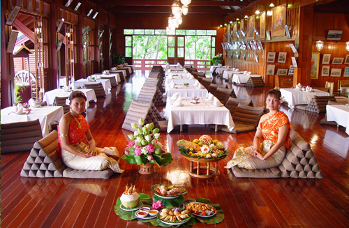 Ресторан отеля Thavorn Palm Beach Resort 4* (Таворн Палм Бич Резорт 4*) Фото отеля Thavorn Palm Beach Resort 4* (Таворн Палм Бич Резорт 4*)