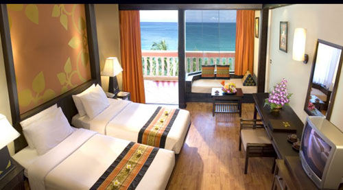 Номер отеля Kata Beach Resort & Spa 4* (Ката Бич Резорт энд Спа 4*) Фото отеля Kata Beach Resort & Spa 4* (Ката Бич Резорт энд Спа 4*)