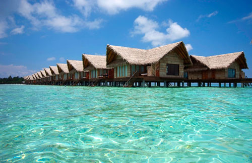Виллы на воде отеля Adaaran Select Hudhuran Fushi 4* (Адаран Селект Худхуран Фуши 4*) Фото отеля Adaaran Select Hudhuran Fushi 4* (Адаран Селект Худхуран Фуши 4*)