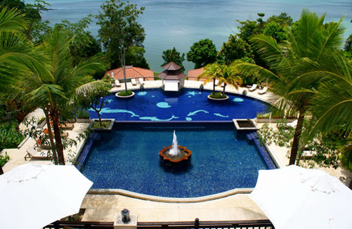 Бассейн отеля Supalai Resort & Spa Phuket 4* (Супалай Резорт энд Спа Пхукет 4*) Фото отеля Supalai Resort & Spa Phuket 4* (Супалай Резорт энд Спа Пхукет 4*)