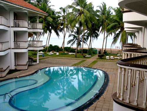 Бассейн отеля Olenka Sunside Beach Hotel 2* (Оленка Сансайд Бич Отель 2*) Фото отеля Olenka Sunside Beach Hotel 2* (Оленка Сансайд Бич Отель 2*)