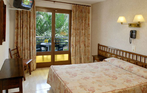 Номер отеля Alhambra Hotel 3* (Альгамбра Отель 3*) Фото отеля Alhambra Hotel 3* (Альгамбра Отель 3*)