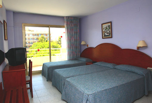 Номер отеля Ohtels Playa de Oro 3* (Охтелс Плайя Де Оро 3*) Фото отеля Ohtels Playa de Oro 3* (Охтелс Плайя Де Оро 3*)