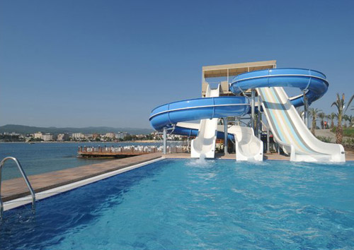 Водные горки отеля Sentido Gold Island 5* (Сентидо Голд Исланд 5*) Фото отеля Sentido Gold Island 5* (Сентидо Голд Исланд 5*)
