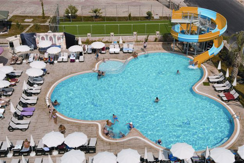 Бассейн отеля Kemalhan Beach Hotel 4* (Кемалхан Бич Отель 4*) Фото отеля Kemalhan Beach Hotel 4* (Кемалхан Бич Отель 4*)