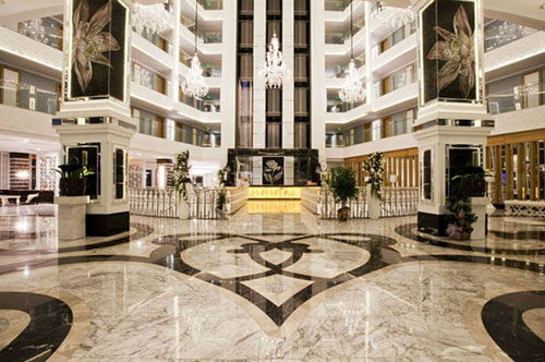 Лобби отеля Q Premium Resort 5* (Кью Премиум Резорт 5*) Фото отеля Q Premium Resort 5* (Кью Премиум Резорт 5*)