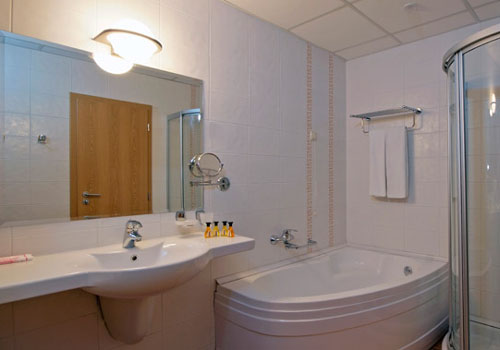 Ванная комната в номере отеля Sol Nessebar Palace 5* (Сол Несебр Палас 5*) Фото отеля Sol Nessebar Palace 5* (Сол Несебр Палас 5*)