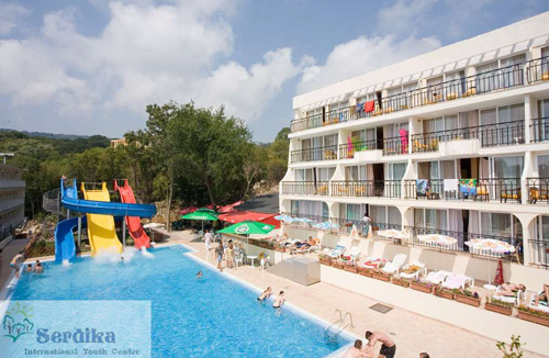 Бассейн отеля Сердика 3* (Serdika 3*) Фото отеля Сердика 3* (Serdika 3*)