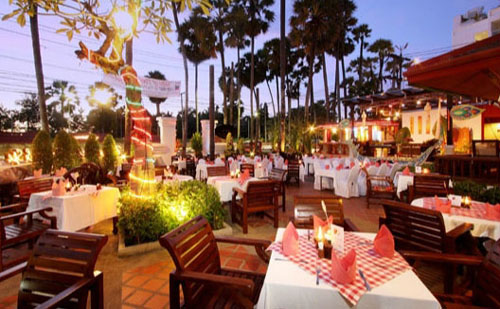 Ресторан отеля Kata Palm Resort & Spa 4* (Ката Палм Резорт энд Спа 4*) Фото отеля Kata Palm Resort & Spa 4* (Ката Палм Резорт энд Спа 4*)