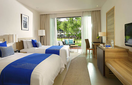 Номер отеля Holiday Inn Resort Phuket Mai Khao Beach 4* (Холидей Инн Резорт Пхукет Май Кхао Бич 4*) Фото отеля Holiday Inn Resort Phuket Mai Khao Beach 4* (Холидей Инн Резорт Пхукет Май Кхао Бич 4*)