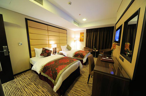 Номер отеля Al Hamra Hotel Sharjah 4* (Аль Хамра Отель Шарджа 4*) Фото отеля Al Hamra Hotel Sharjah 4* (Аль Хамра Отель Шарджа 4*)