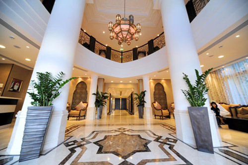 Лобби отеля Al Hamra Hotel Sharjah 4* (Аль Хамра Отель Шарджа 4*) Фото отеля Al Hamra Hotel Sharjah 4* (Аль Хамра Отель Шарджа 4*)