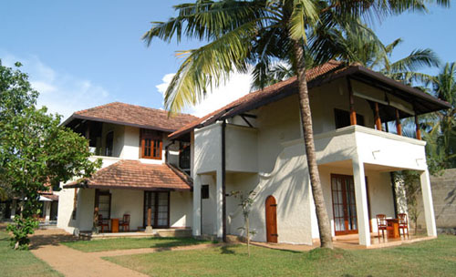 Отель Hibiscus Beach Hotel & Villas 3* (Хибискус Бич Отель энд Виллас 3*) Фото отеля Hibiscus Beach Hotel & Villas 3* (Хибискус Бич Отель энд Виллас 3*)