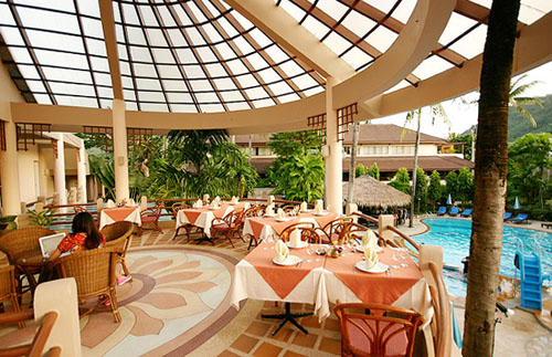 Ресторан отеля Coconut Village Resort 4* (Коконат Виладж Резорт 4*) Фото отеля Coconut Village Resort 4* (Коконат Виладж Резорт 4*)