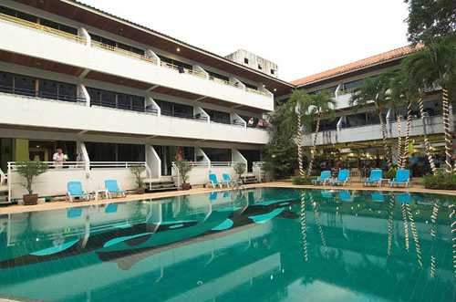 Отель Karon Whale Resort Phuket 3* (Карон Вайл Резорт Пхукет 3*) Фото отеля Karon Whale Resort Phuket 3* (Карон Вайл Резорт Пхукет 3*)