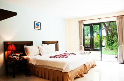 Номер отеля Baan Karon Resort 3* (Баан Карон Ресорт 3*) Фото отеля Baan Karon Resort 3* (Баан Карон Ресорт 3*)