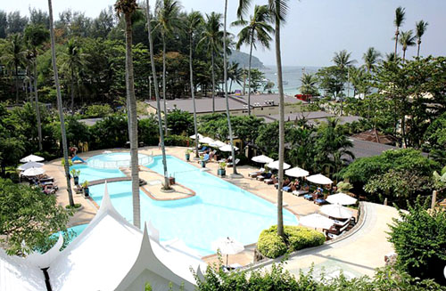 Бассейн отеля All Seasons Naiharn Phuket 3* (Ол Сизонс Найхарн Пхукет 3*) Фото отеля All Seasons Naiharn Phuket 3* (Ол Сизонс Найхарн Пхукет 3*)