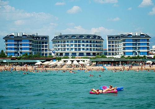 Отель Commodore Elite Suites Spa 5* (Коммодоре Элит Сьютс Спа 5*) Фото отеля Commodore Elite Suites Spa 5* (Коммодоре Элит Сьютс Спа 5*)