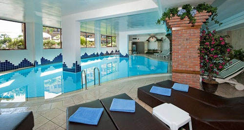 Крытый бассейн отеля Bella Resort Hotels 5* (Белла Резорт Отель 5*) Фото отеля Bella Resort Hotels 5* (Белла Резорт Отель 5*)