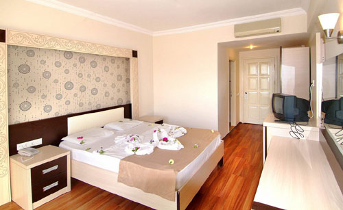 Номер отеля Aperion Beach Hotel 4* (Аперион Бич Отель 4*) Фото отеля Aperion Beach Hotel 4* (Аперион Бич Отель 4*)