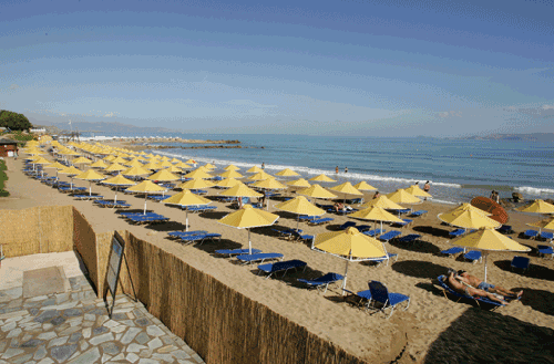 Пляж отеля Mitsis Rinela Beach Resort & Spa 5* (Митсис Ринела Бич Резорт энд Спа 5*) Фото отеля Mitsis Rinela Beach Resort & Spa 5* (Митсис Ринела Бич Резорт энд Спа 5*)